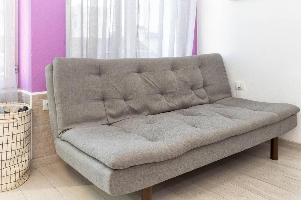 Sunny 2-Bedroom Maisonette Varna & Parking Екстер'єр фото